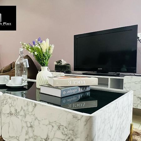 2 Storey 5Br 16Pax Semabok Taman Cheng Ho, 3 By Myplace 말라카 외부 사진