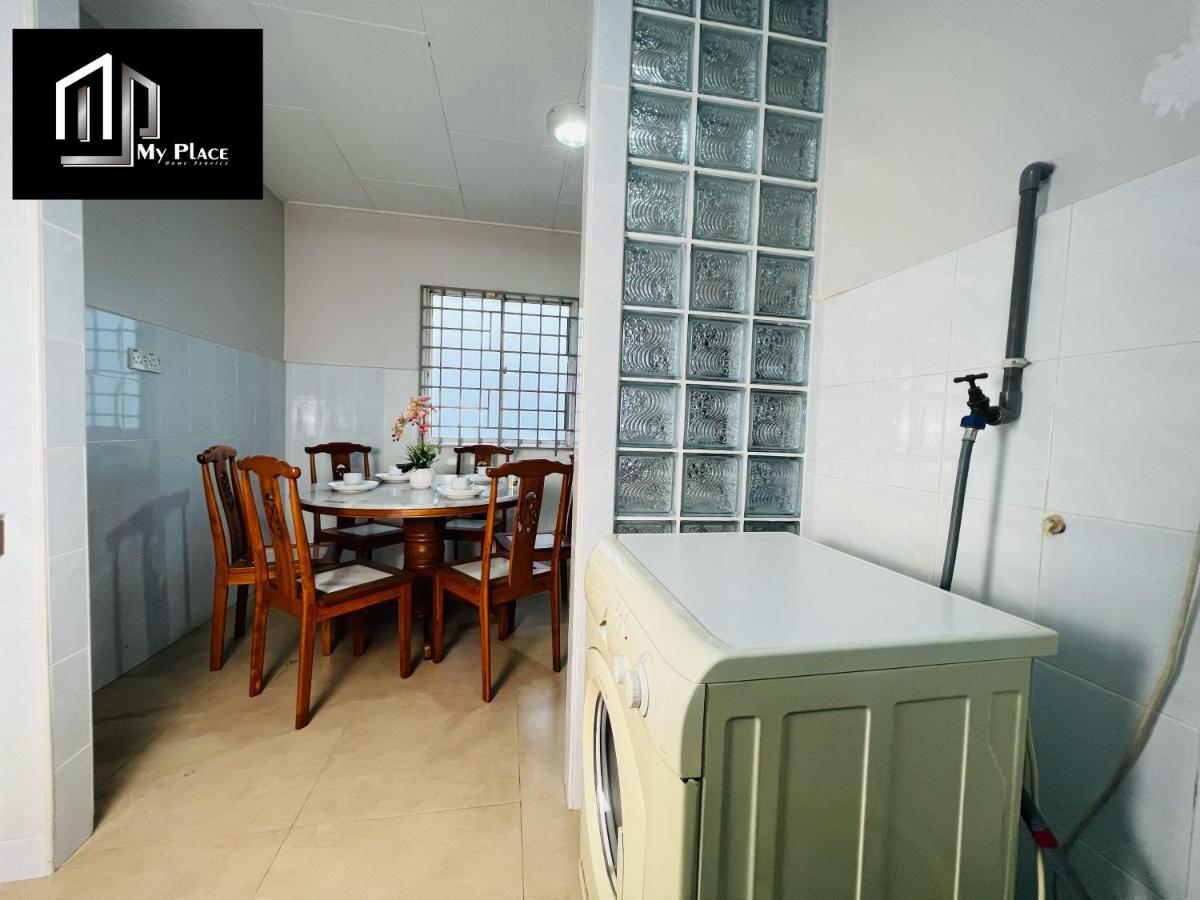 2 Storey 5Br 16Pax Semabok Taman Cheng Ho, 3 By Myplace 말라카 외부 사진